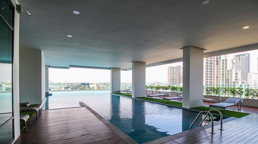 Wooden Suites Bangkok Exterior foto
