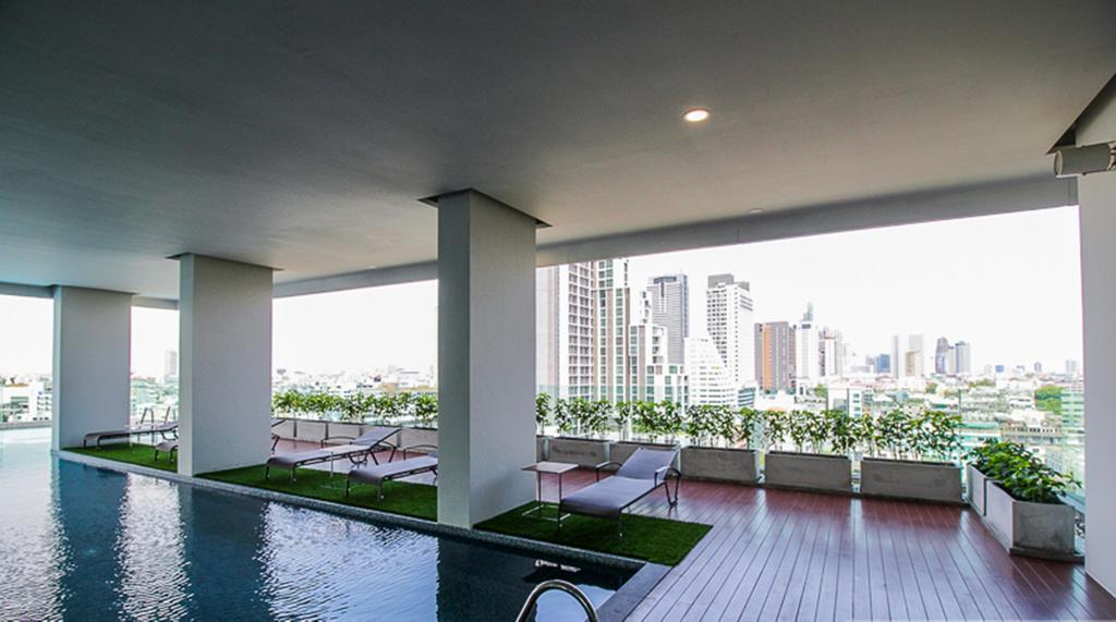 Wooden Suites Bangkok Exterior foto